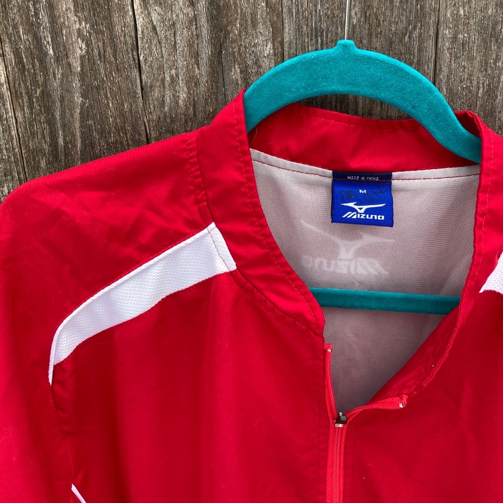 Red Mizuno pullover💌 - Picture 5 of 8